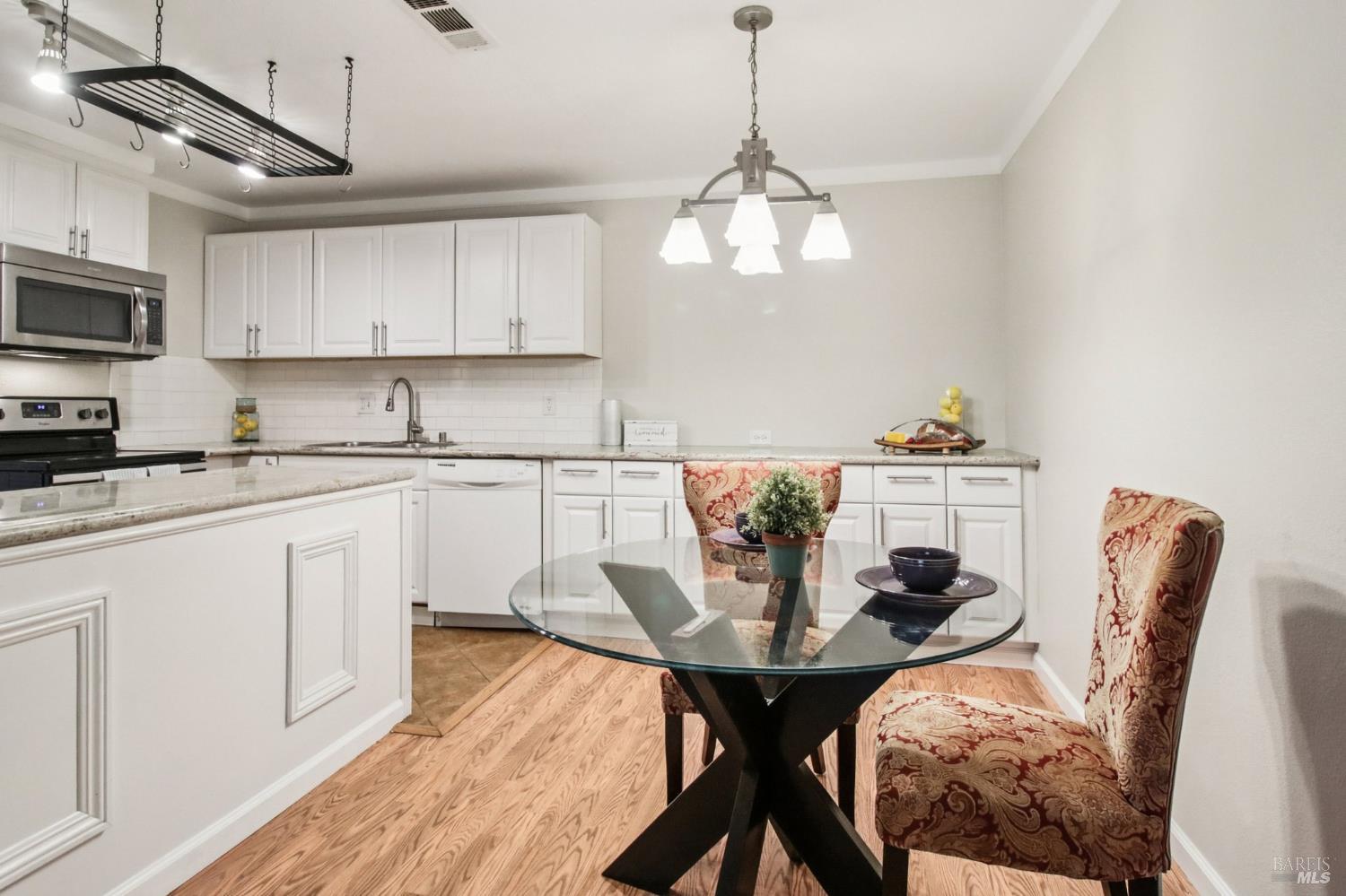 Detail Gallery Image 18 of 47 For 165 Oddstad Dr #10,  Vallejo,  CA 94589 - 2 Beds | 2/1 Baths