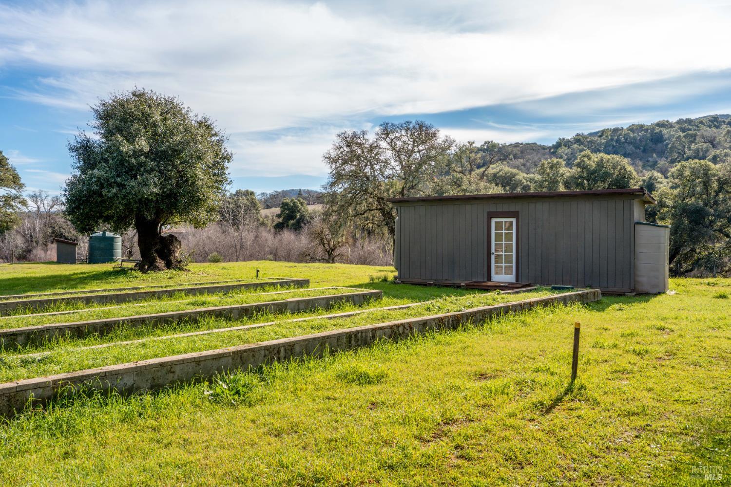 Detail Gallery Image 62 of 75 For 4595 Feliz Creek Rd, Hopland,  CA 95449 - 12 Beds | 6/1 Baths