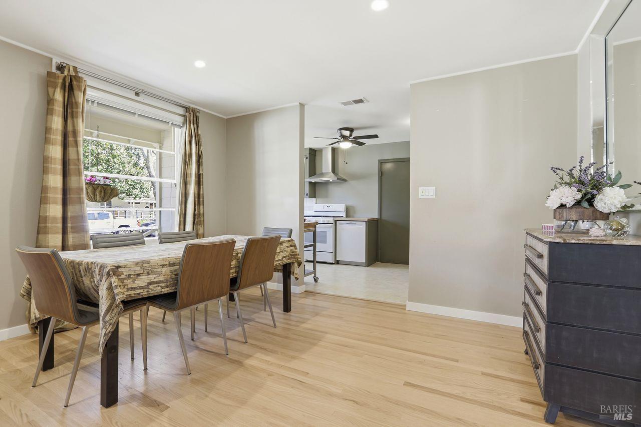 Detail Gallery Image 6 of 28 For 41 Bretano Way, Greenbrae,  CA 94904 - 2 Beds | 1 Baths