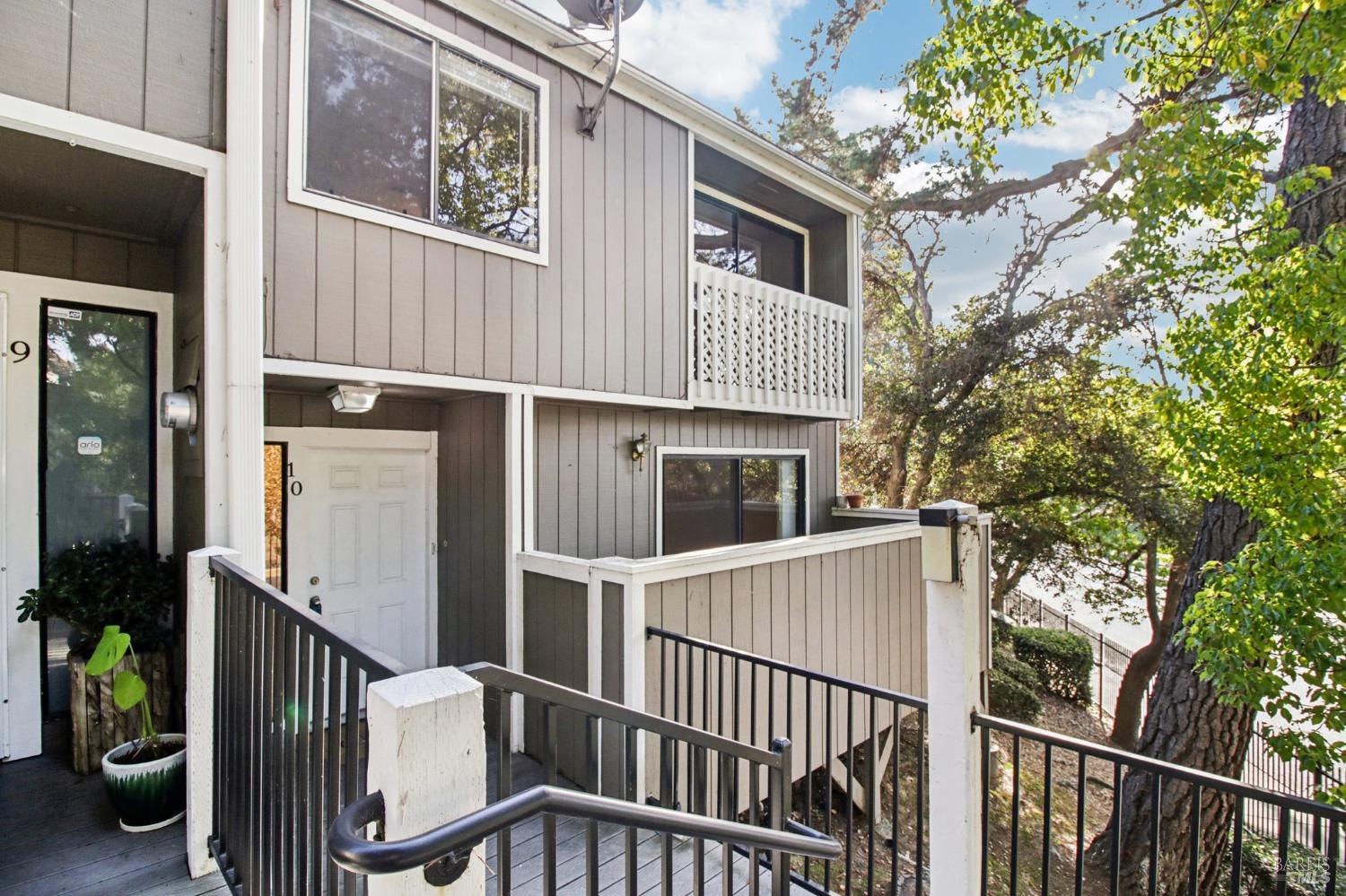 Detail Gallery Image 7 of 47 For 165 Oddstad Dr #10,  Vallejo,  CA 94589 - 2 Beds | 2/1 Baths