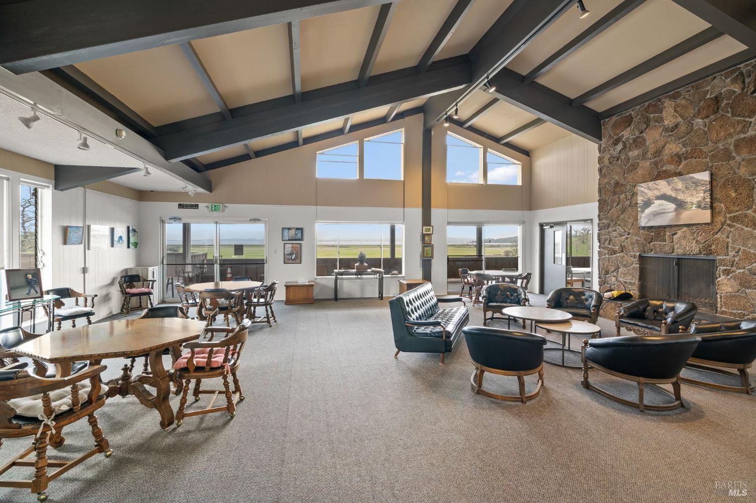 Detail Gallery Image 52 of 58 For 15 Scenic Dr, Novato,  CA 94949 - 2 Beds | 2 Baths