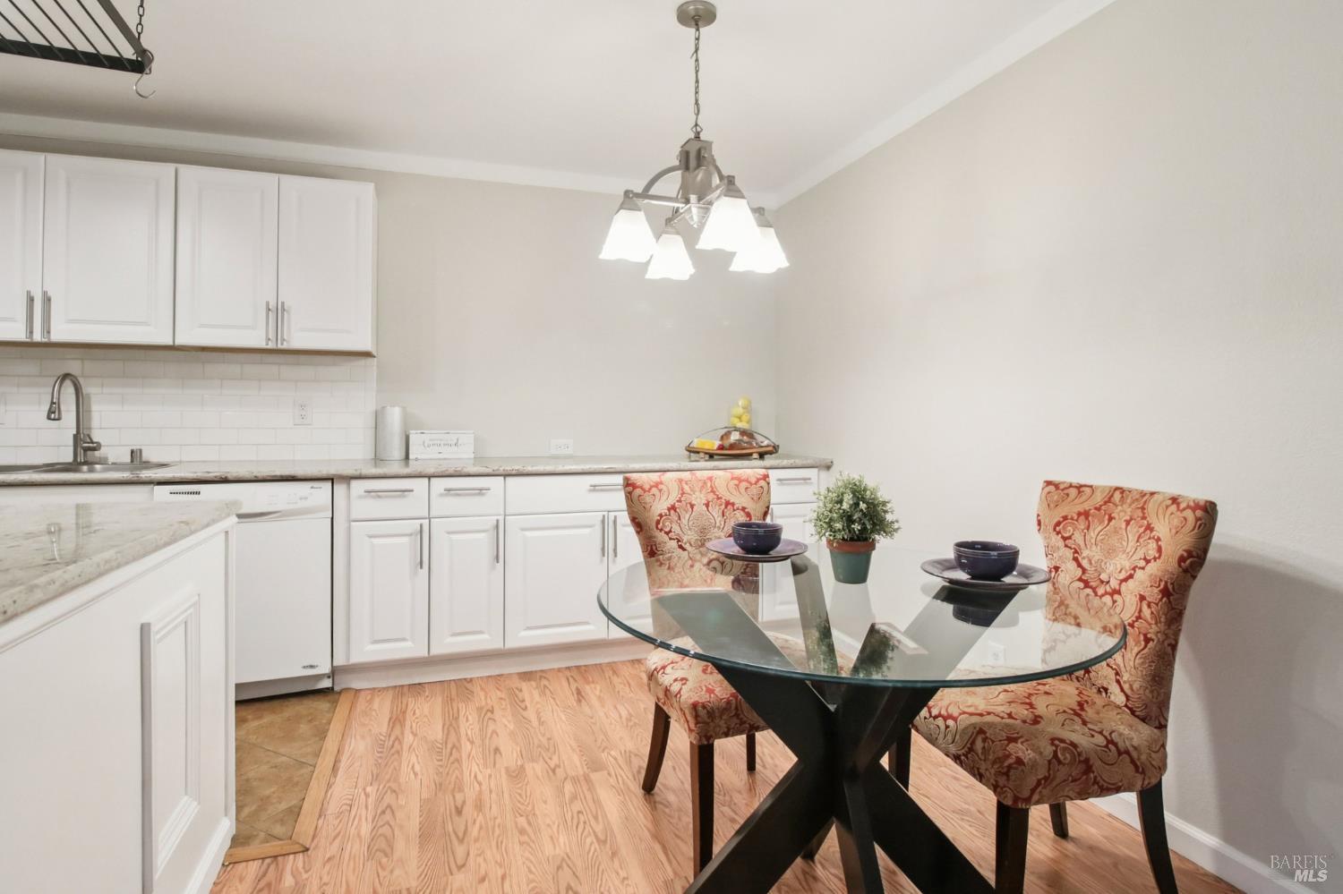 Detail Gallery Image 2 of 47 For 165 Oddstad Dr #10,  Vallejo,  CA 94589 - 2 Beds | 2/1 Baths