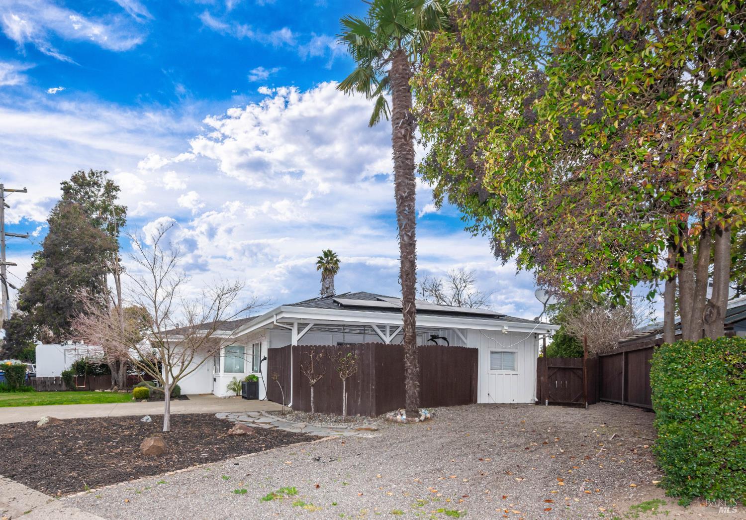 Detail Gallery Image 35 of 42 For 1596 Verna Dr, Napa,  CA 94558 - 3 Beds | 2 Baths