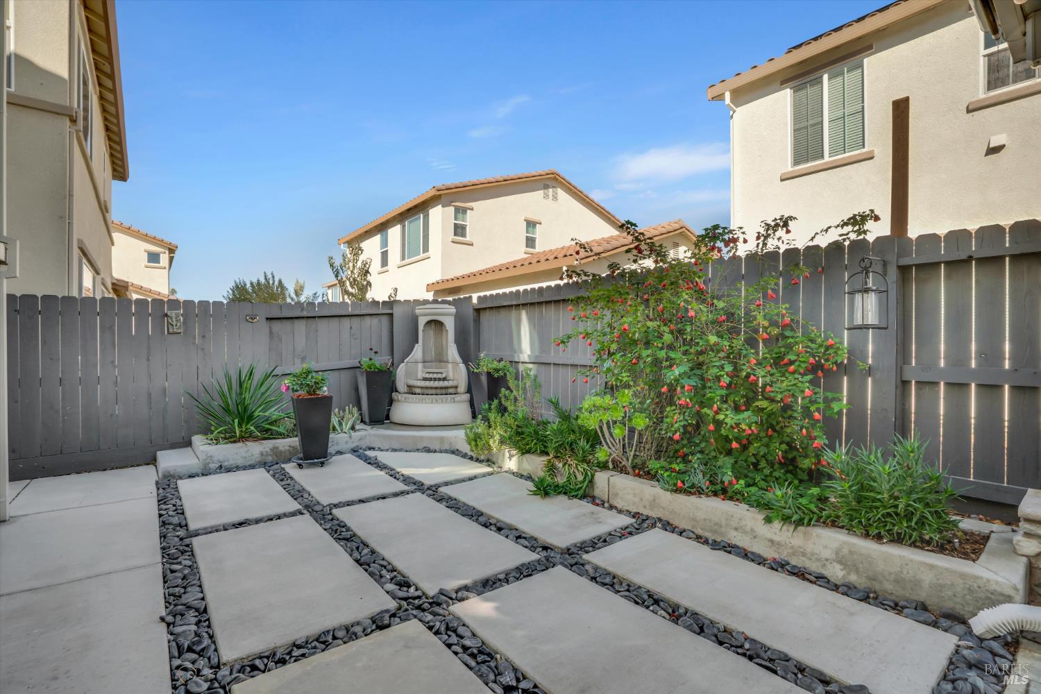 Detail Gallery Image 37 of 40 For 312 Primrose Dr, Vacaville,  CA 95687 - 4 Beds | 3 Baths