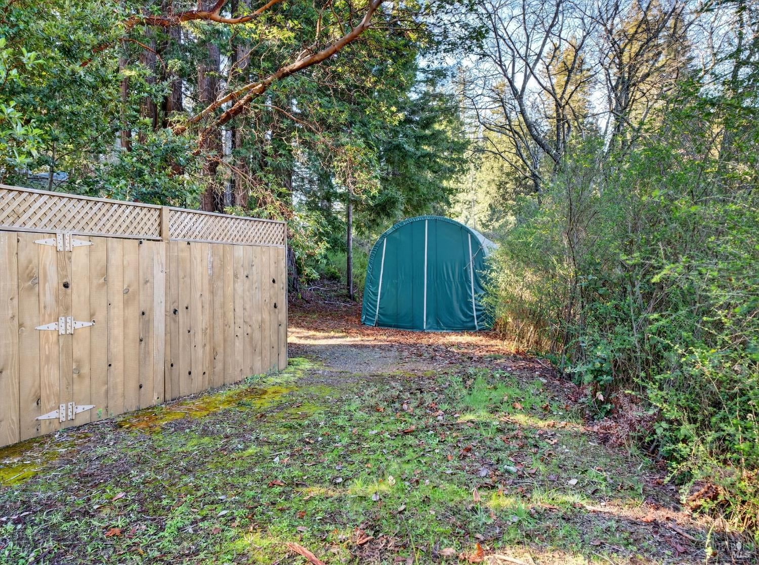 Detail Gallery Image 3 of 23 For 22510 Fort Ross Rd, Cazadero,  CA 95421 - 1 Beds | 2 Baths