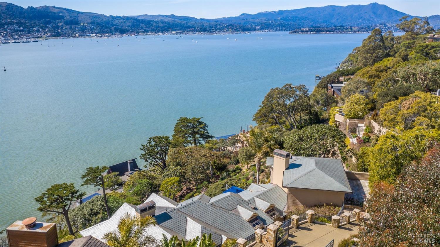 Detail Gallery Image 67 of 69 For 337 Belvedere Ave, Belvedere,  CA 94920 - 6 Beds | 7/3 Baths