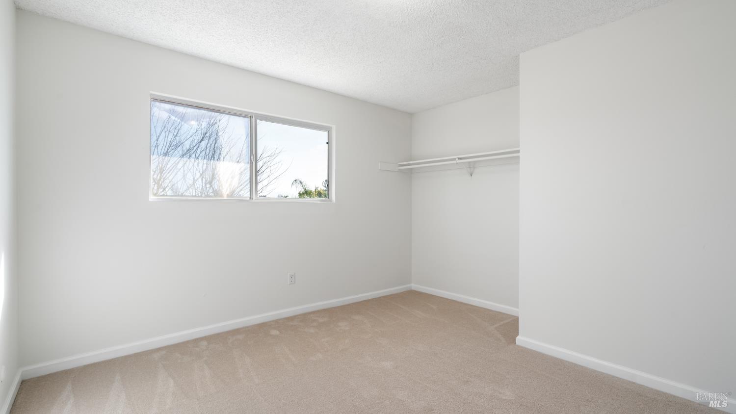 Detail Gallery Image 36 of 61 For 1636 Sarkesian Dr, Petaluma,  CA 94954 - 4 Beds | 3 Baths