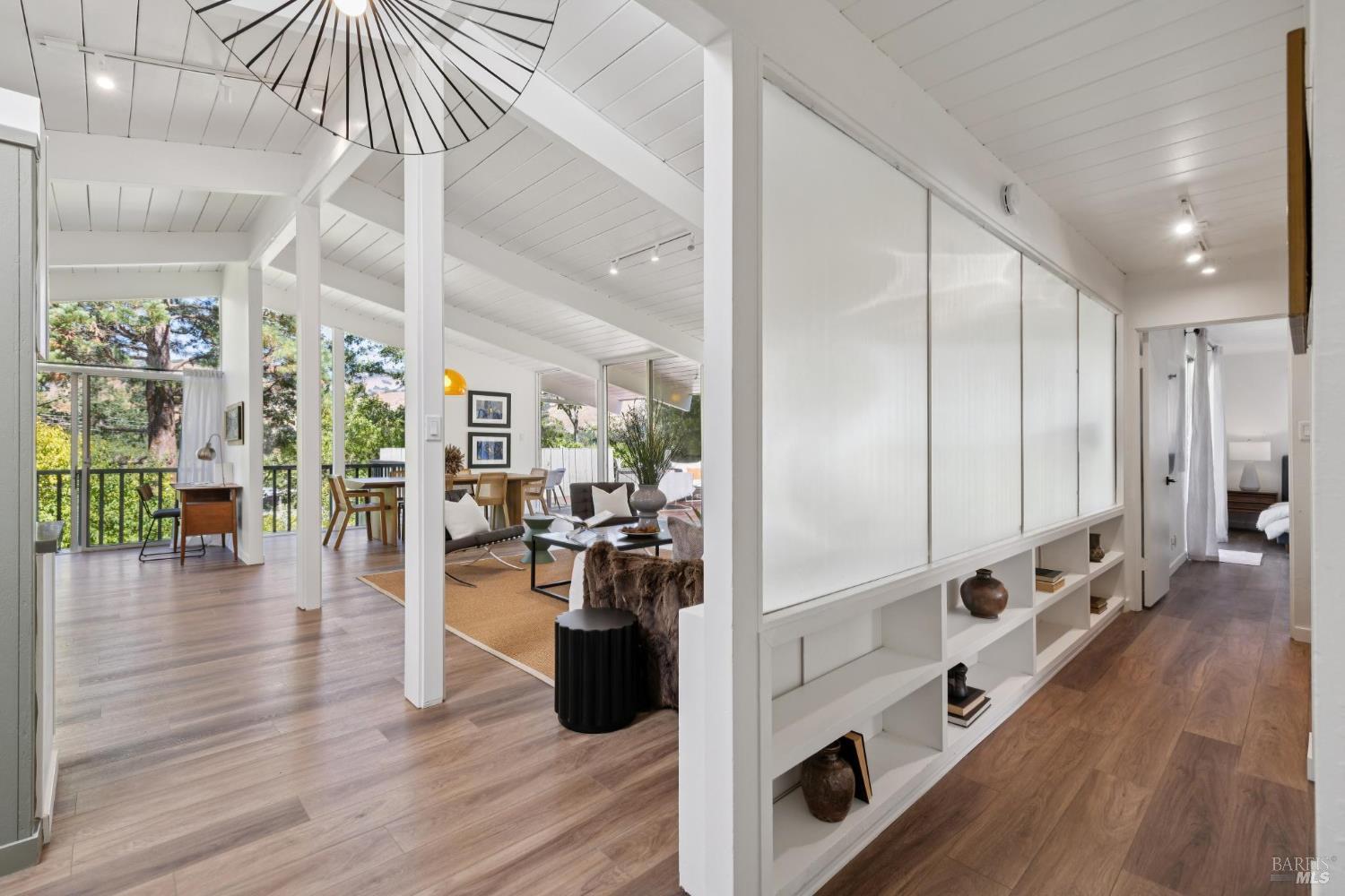 Detail Gallery Image 3 of 67 For 876 Las Ovejas Ave, San Rafael,  CA 94903 - 4 Beds | 2 Baths