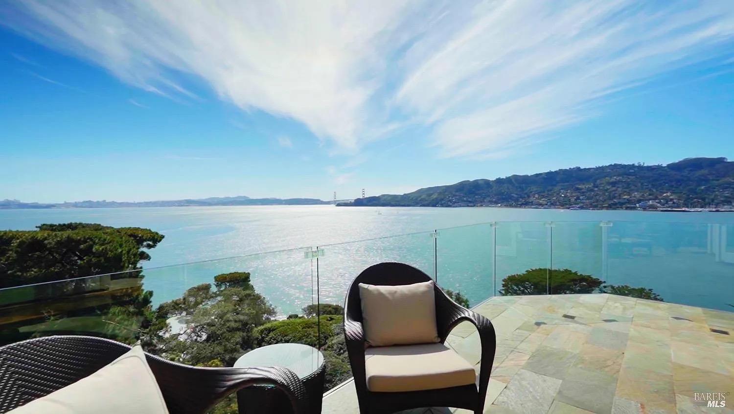 Detail Gallery Image 6 of 69 For 337 Belvedere Ave, Belvedere,  CA 94920 - 6 Beds | 7/3 Baths