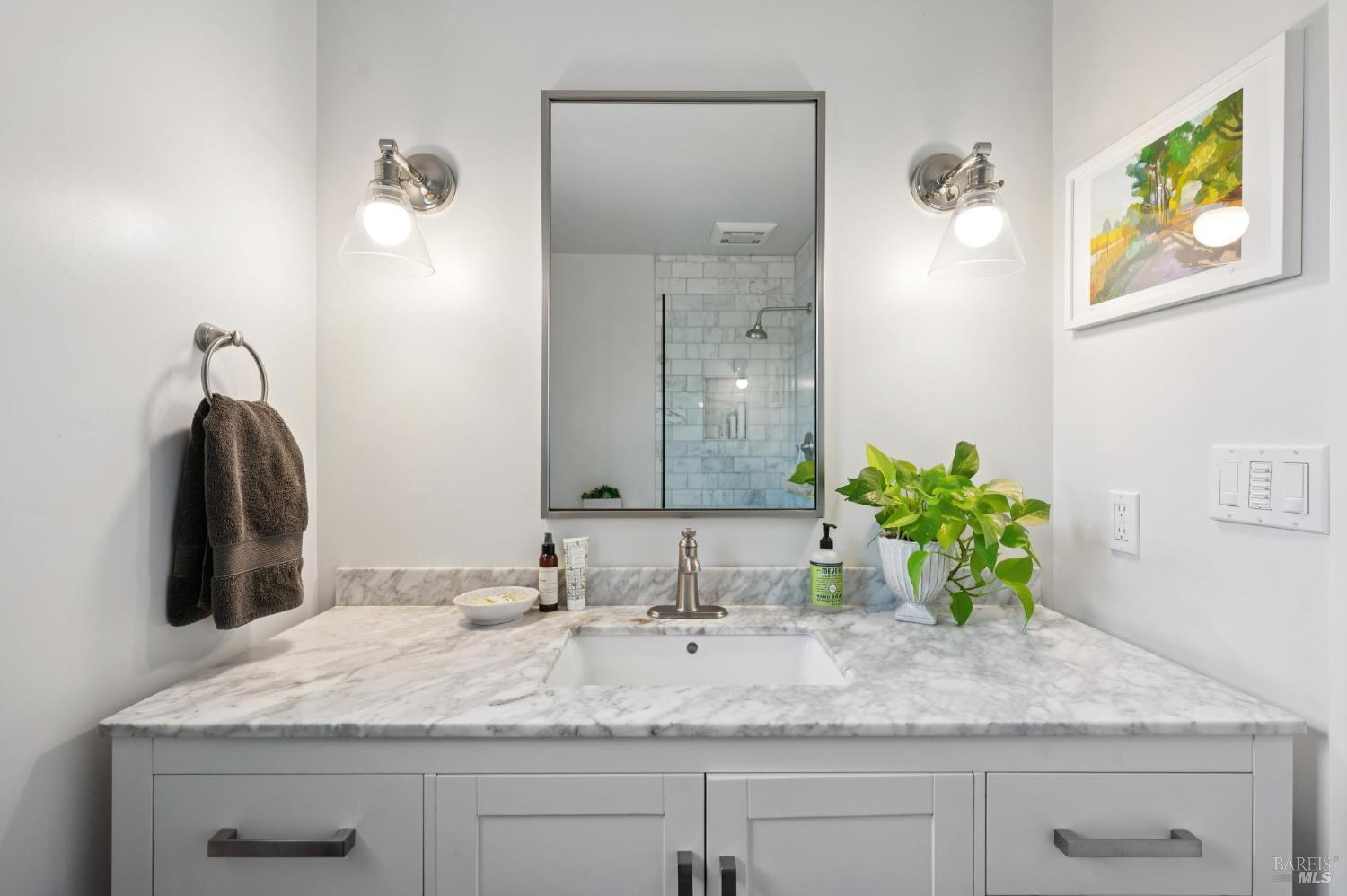 Detail Gallery Image 30 of 41 For 341 Fairway Dr, Novato,  CA 94949 - 4 Beds | 3 Baths