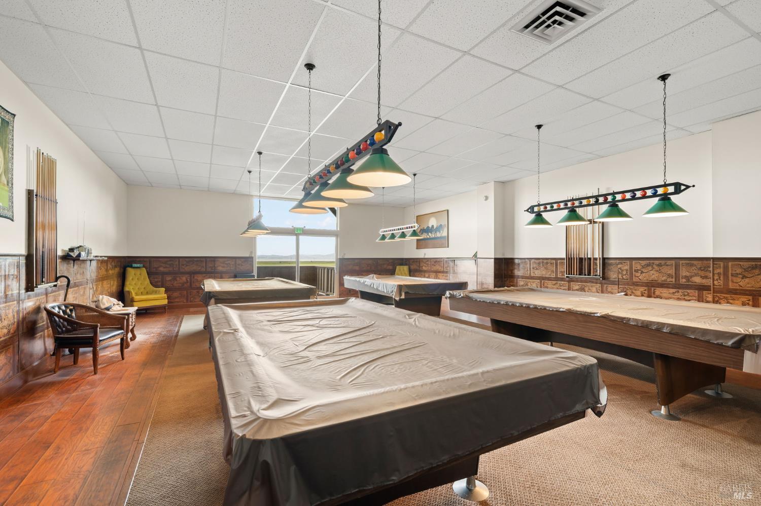 Detail Gallery Image 56 of 58 For 15 Scenic Dr, Novato,  CA 94949 - 2 Beds | 2 Baths