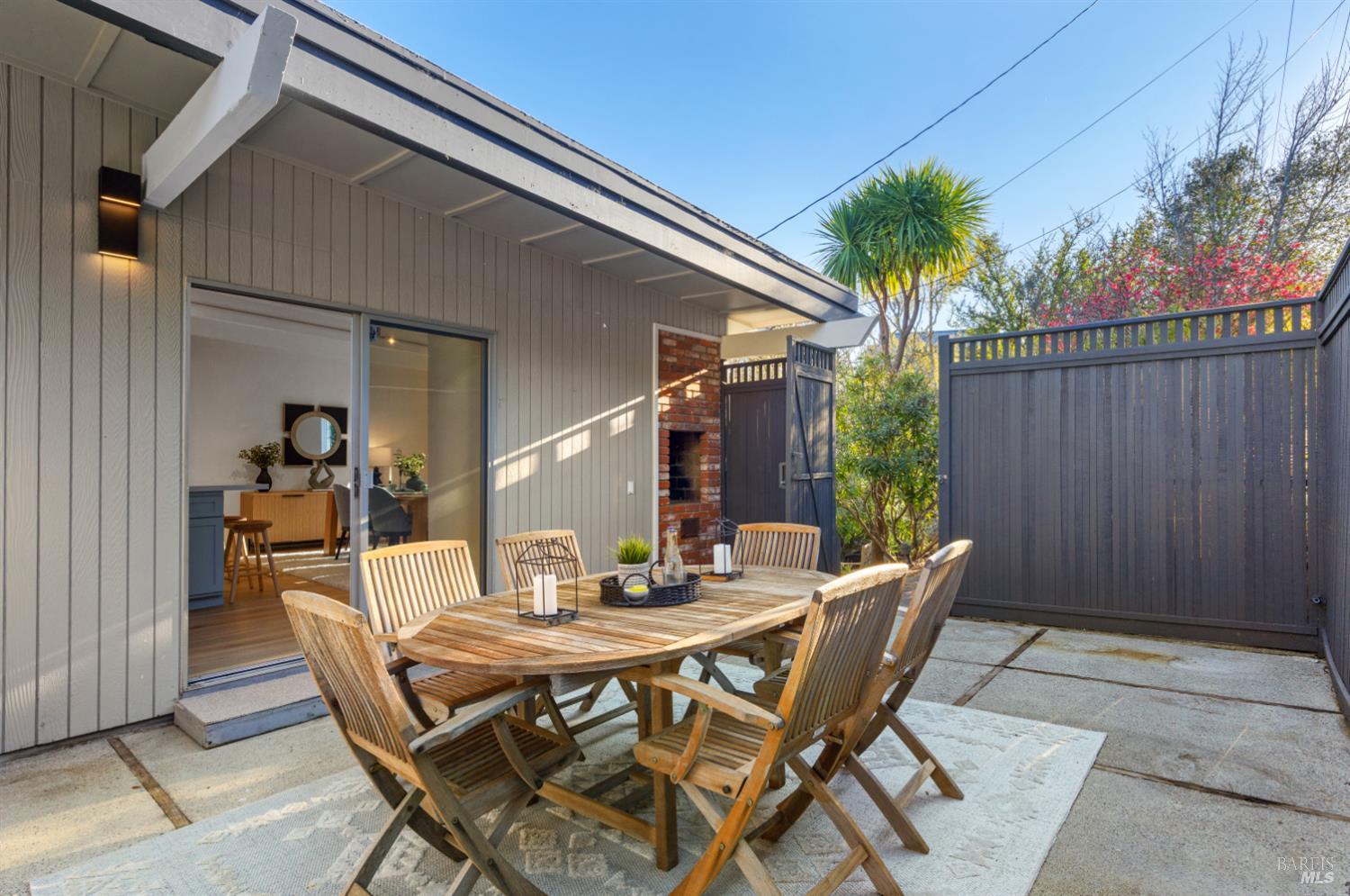 Detail Gallery Image 26 of 74 For 18 Stanton Way, Mill Valley,  CA 94941 - 3 Beds | 2/1 Baths