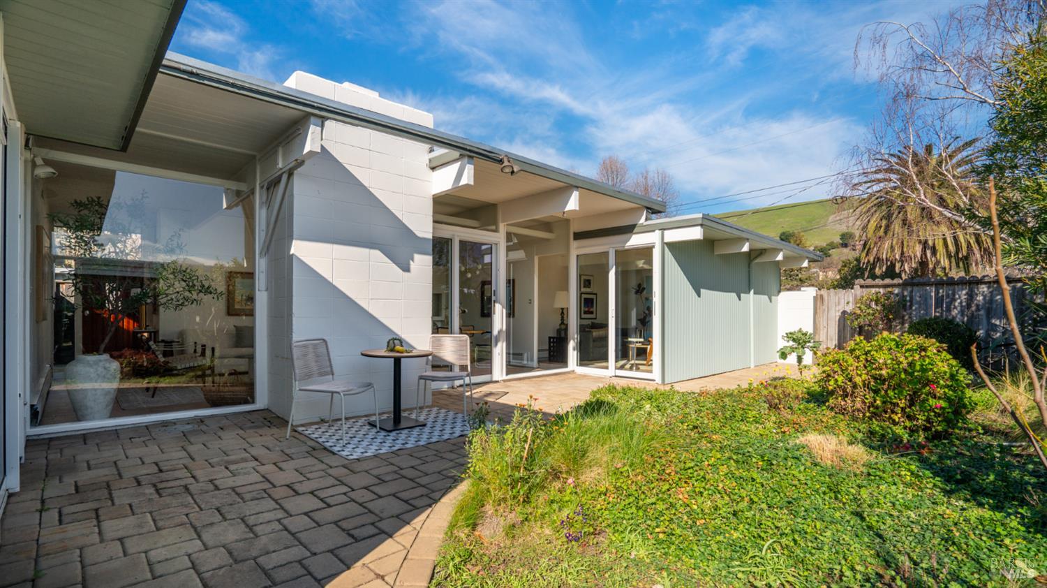 Detail Gallery Image 20 of 25 For 835 Pine Ln, San Rafael,  CA 94903 - 3 Beds | 2 Baths