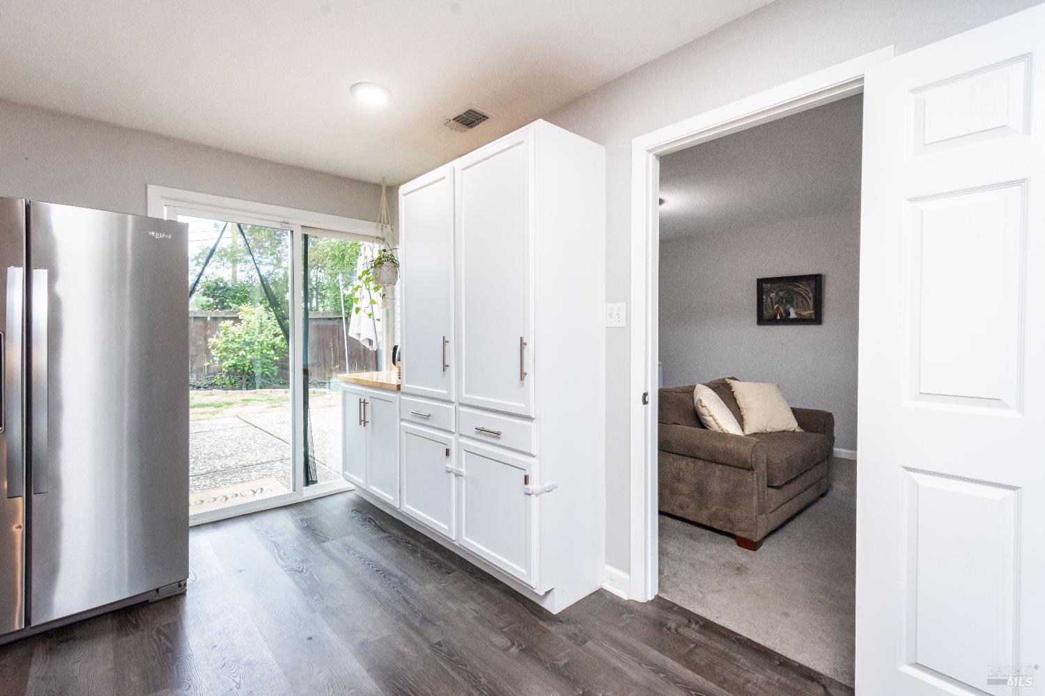 Detail Gallery Image 13 of 42 For 1596 Verna Dr, Napa,  CA 94558 - 3 Beds | 2 Baths