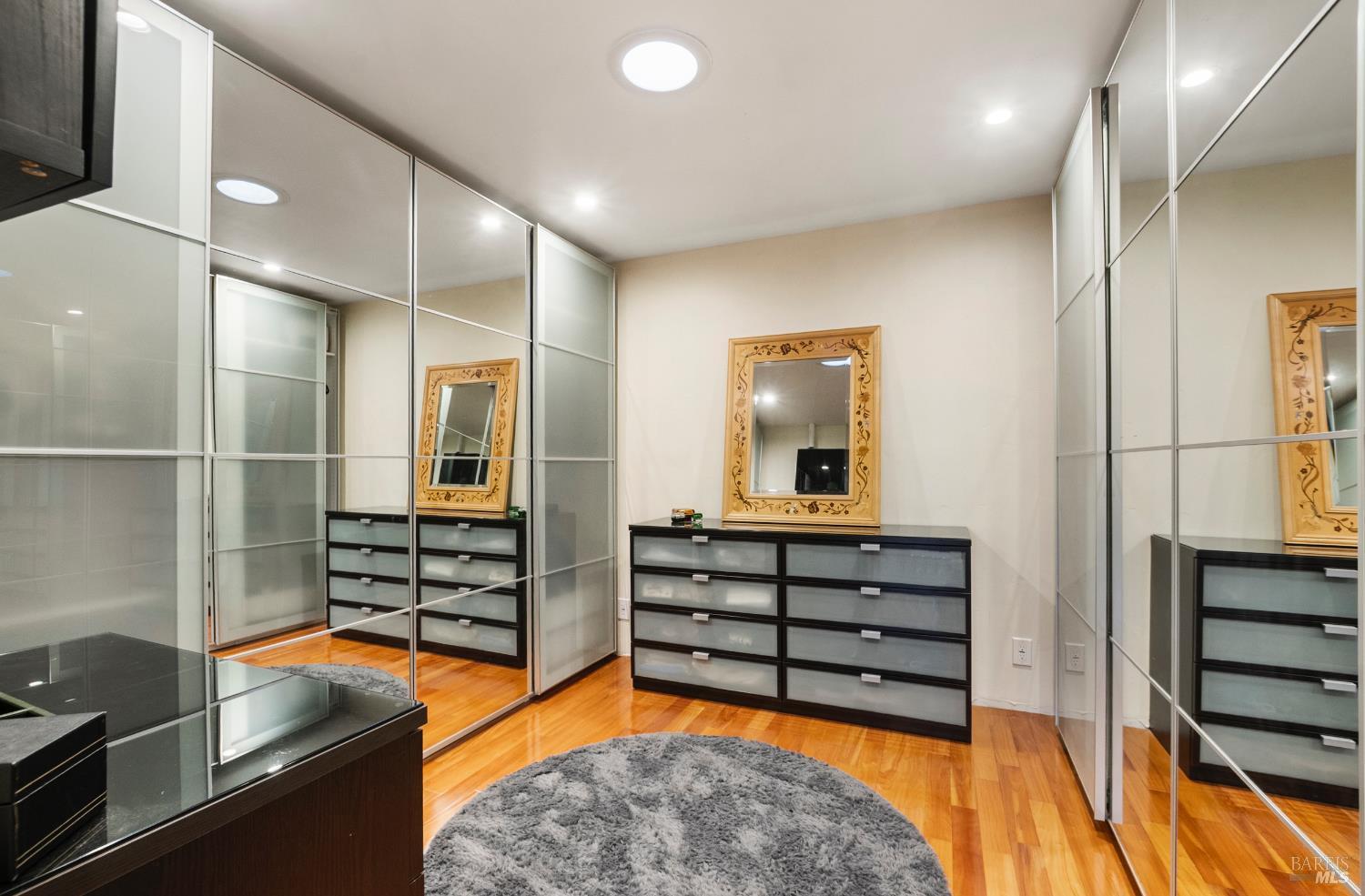 Detail Gallery Image 27 of 44 For 4127 Dry Creek Rd, Napa,  CA 94558 - 3 Beds | 3 Baths