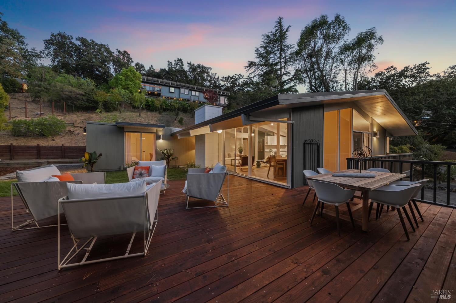 Detail Gallery Image 65 of 67 For 876 Las Ovejas Ave, San Rafael,  CA 94903 - 4 Beds | 2 Baths