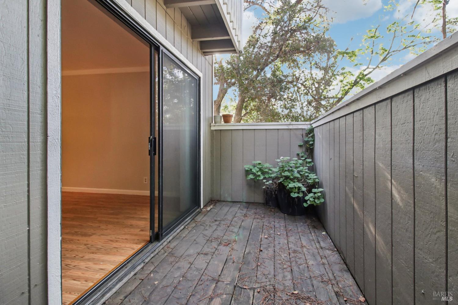 Detail Gallery Image 33 of 47 For 165 Oddstad Dr #10,  Vallejo,  CA 94589 - 2 Beds | 2/1 Baths