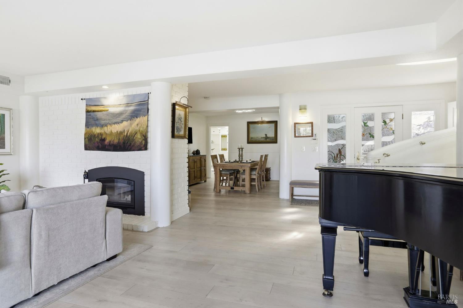 Detail Gallery Image 12 of 74 For 981 Bel Marin Keys Blvd, Novato,  CA 94949 - 3 Beds | 2 Baths