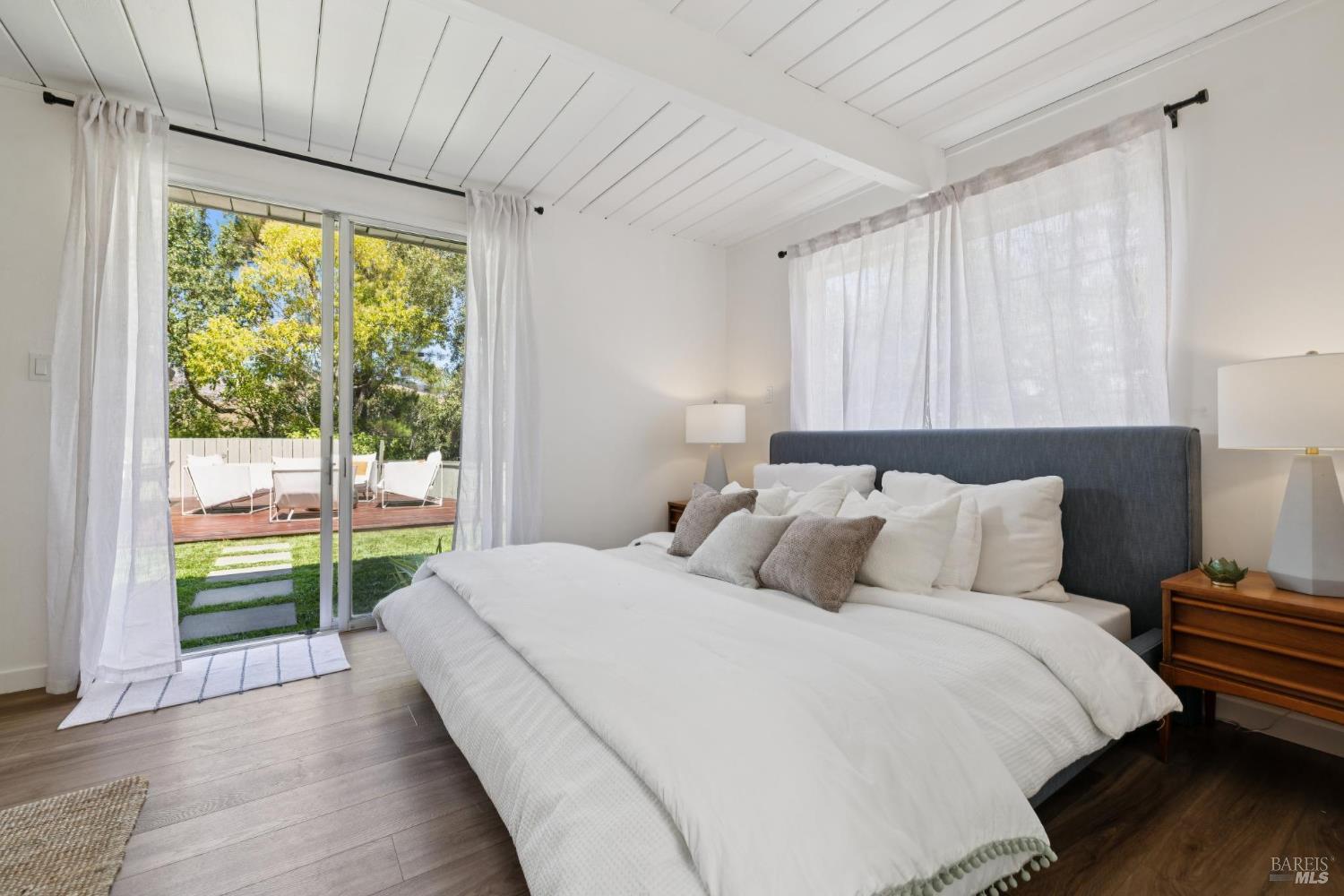 Detail Gallery Image 32 of 67 For 876 Las Ovejas Ave, San Rafael,  CA 94903 - 4 Beds | 2 Baths