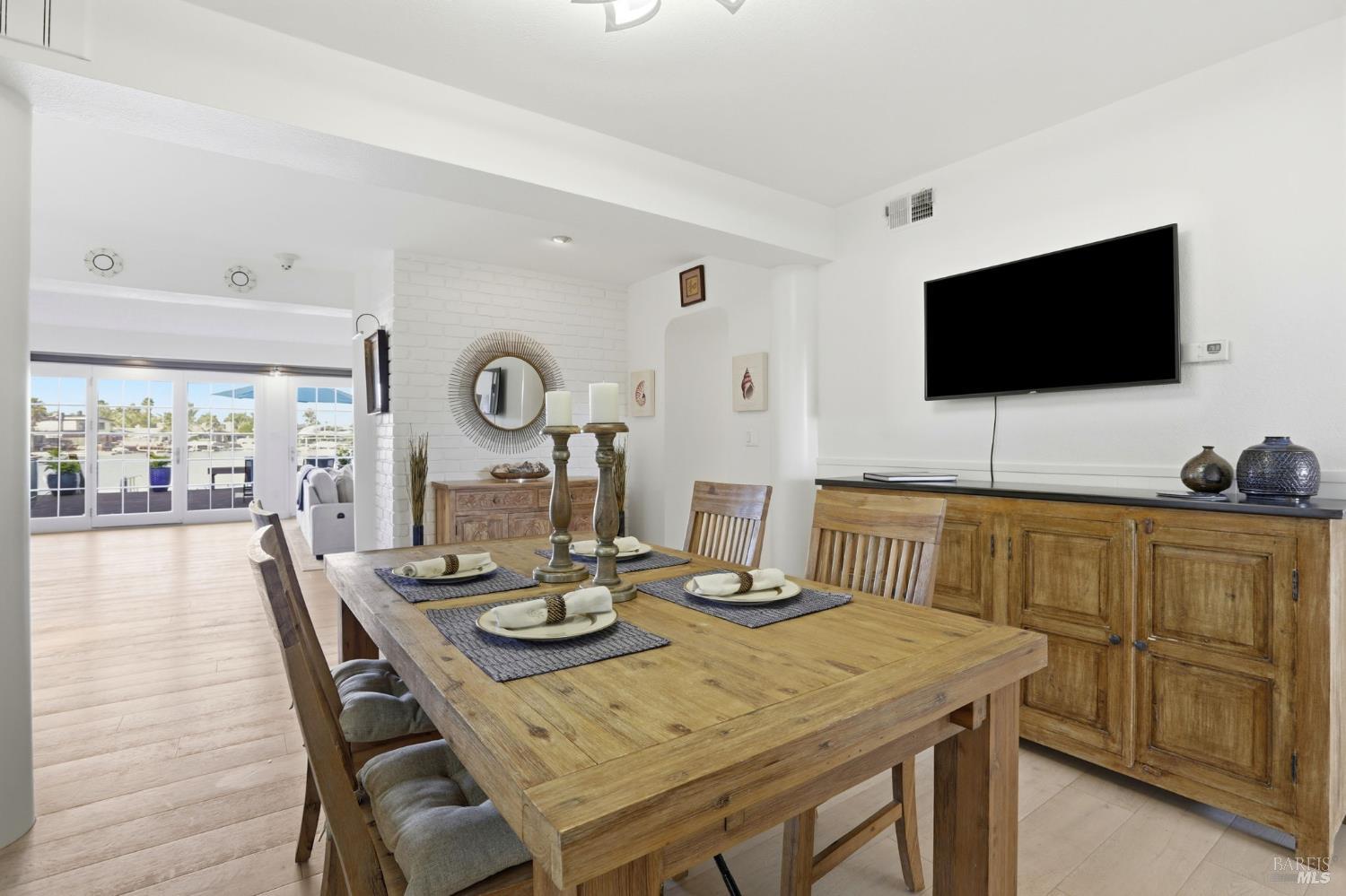 Detail Gallery Image 18 of 74 For 981 Bel Marin Keys Blvd, Novato,  CA 94949 - 3 Beds | 2 Baths