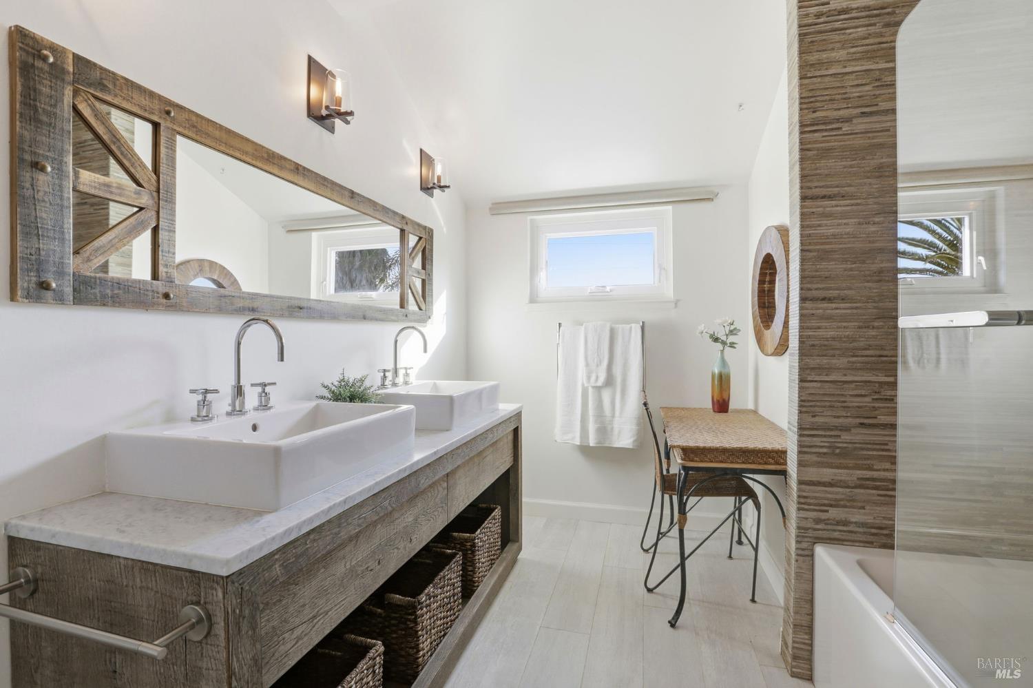 Detail Gallery Image 35 of 74 For 981 Bel Marin Keys Blvd, Novato,  CA 94949 - 3 Beds | 2 Baths