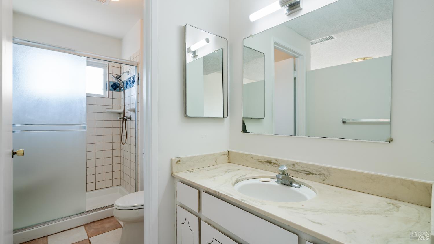 Detail Gallery Image 29 of 61 For 1636 Sarkesian Dr, Petaluma,  CA 94954 - 4 Beds | 3 Baths