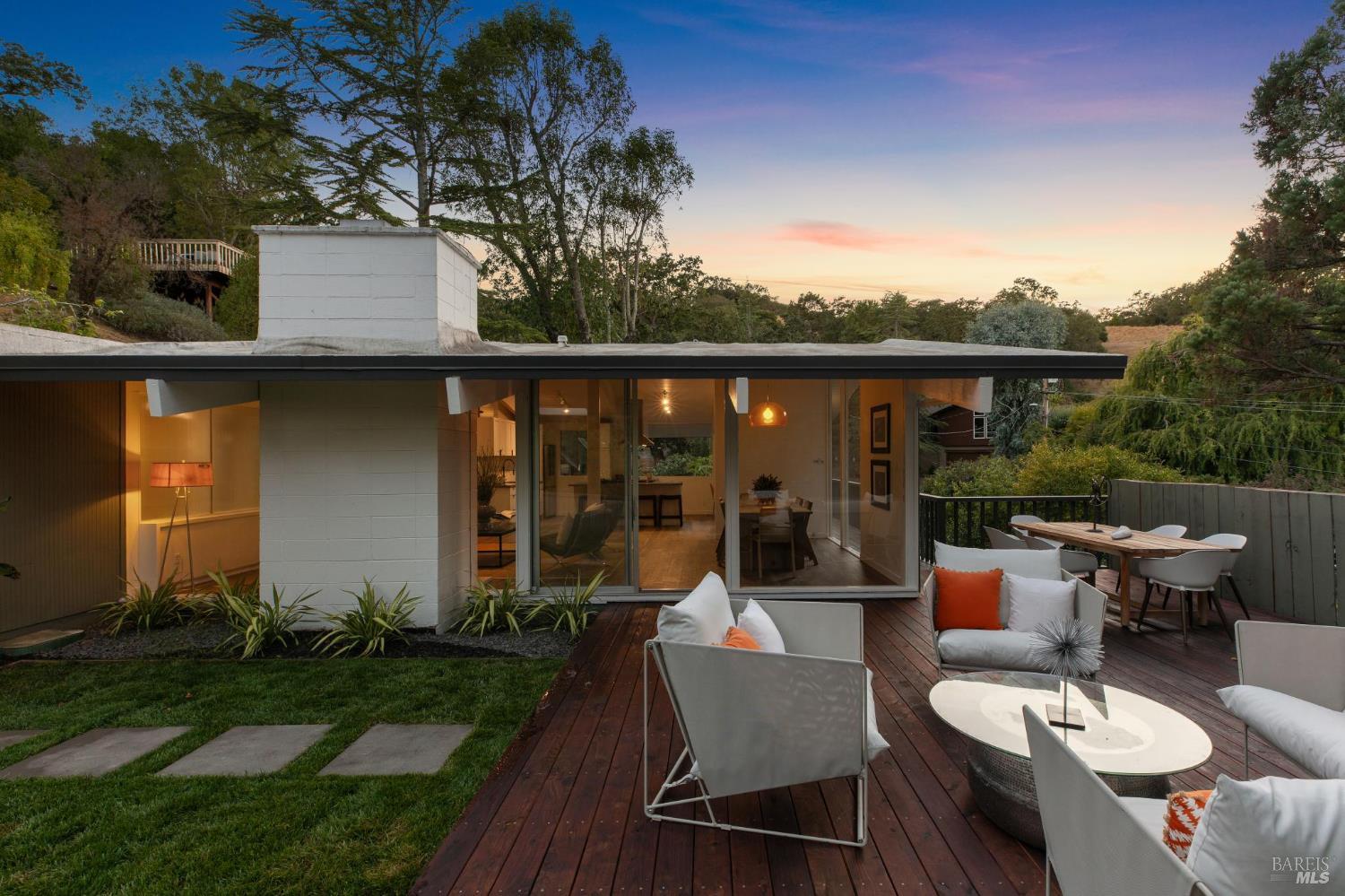 Detail Gallery Image 53 of 67 For 876 Las Ovejas Ave, San Rafael,  CA 94903 - 4 Beds | 2 Baths