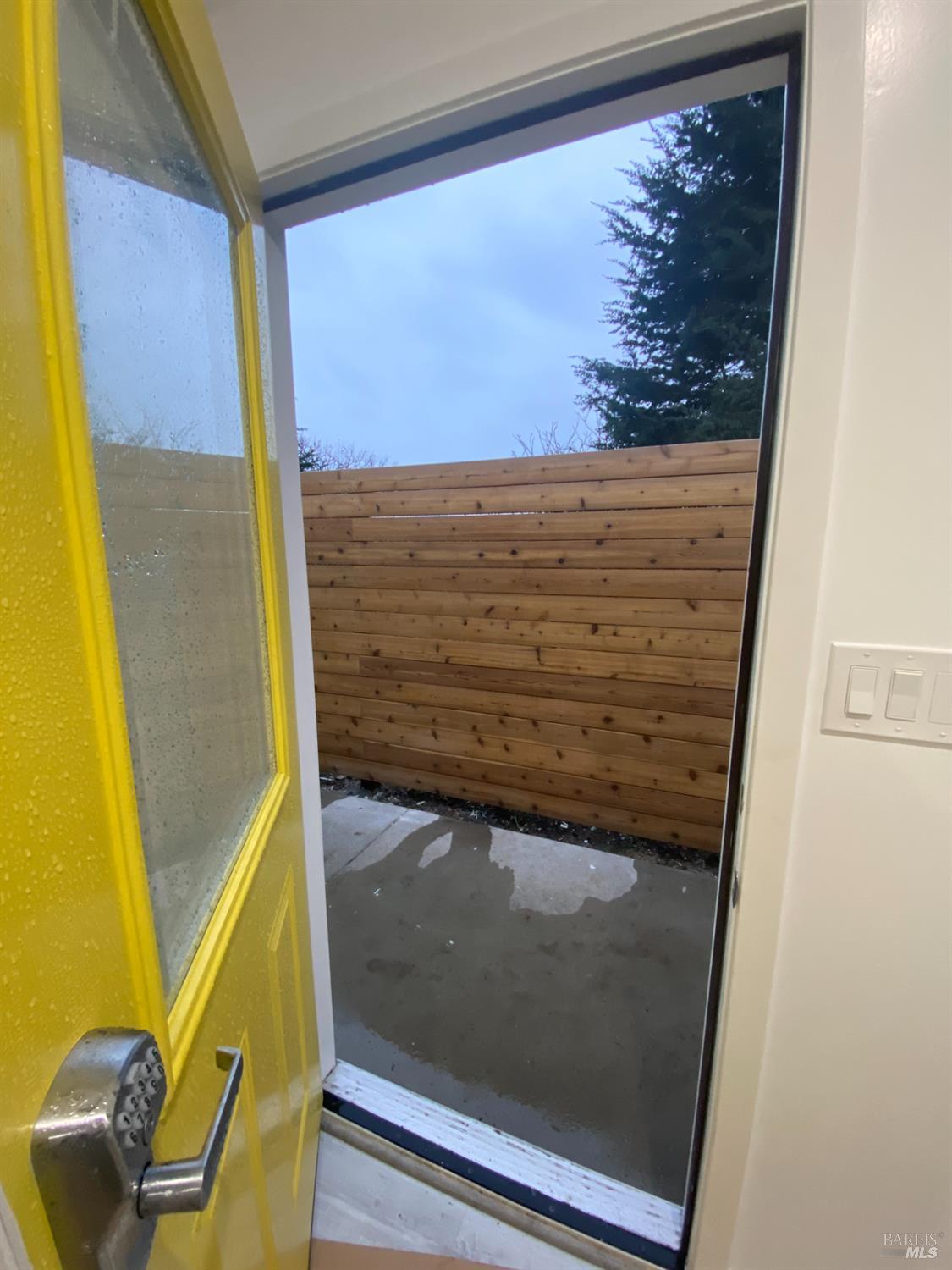 Detail Gallery Image 42 of 73 For 1906 Hoffman Blvd, Richmond,  CA 94804 - 4 Beds | 2/1 Baths