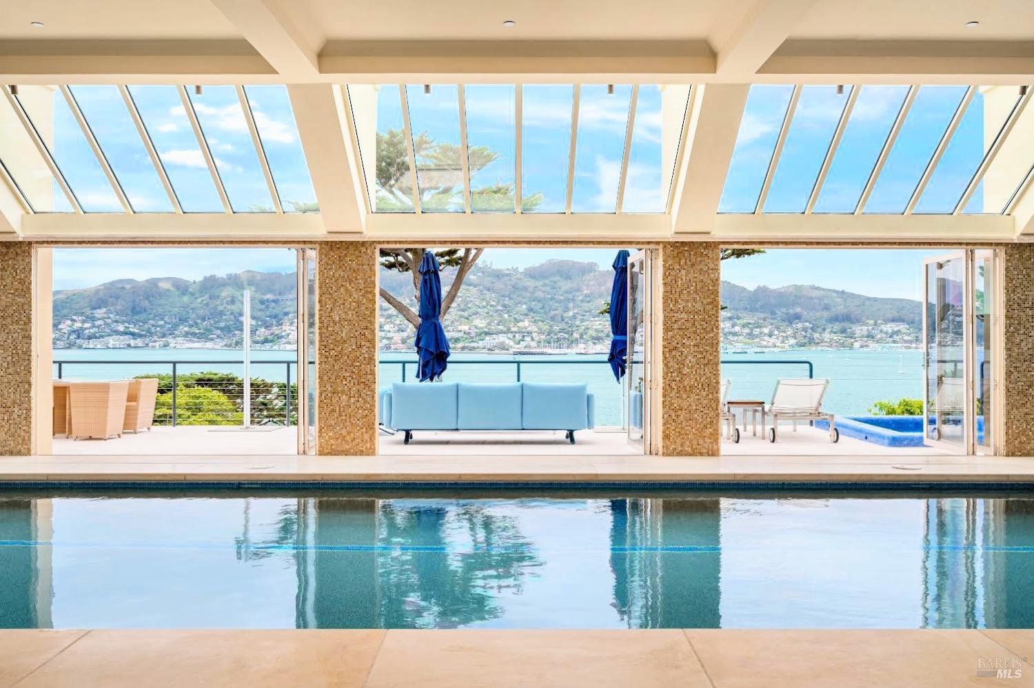 Detail Gallery Image 17 of 69 For 337 Belvedere Ave, Belvedere,  CA 94920 - 6 Beds | 7/3 Baths