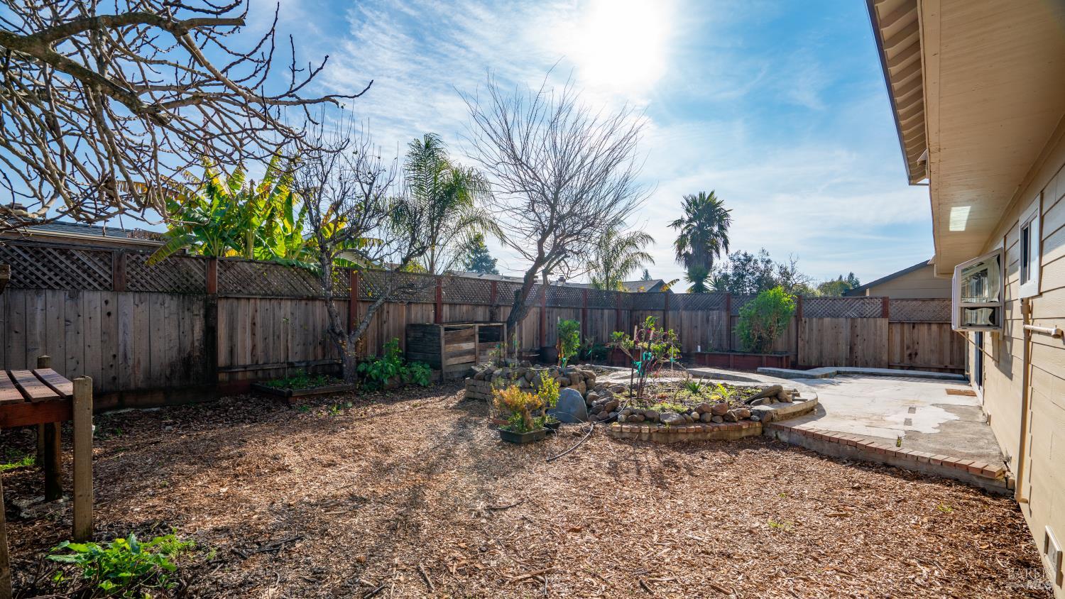 Detail Gallery Image 45 of 61 For 1636 Sarkesian Dr, Petaluma,  CA 94954 - 4 Beds | 3 Baths