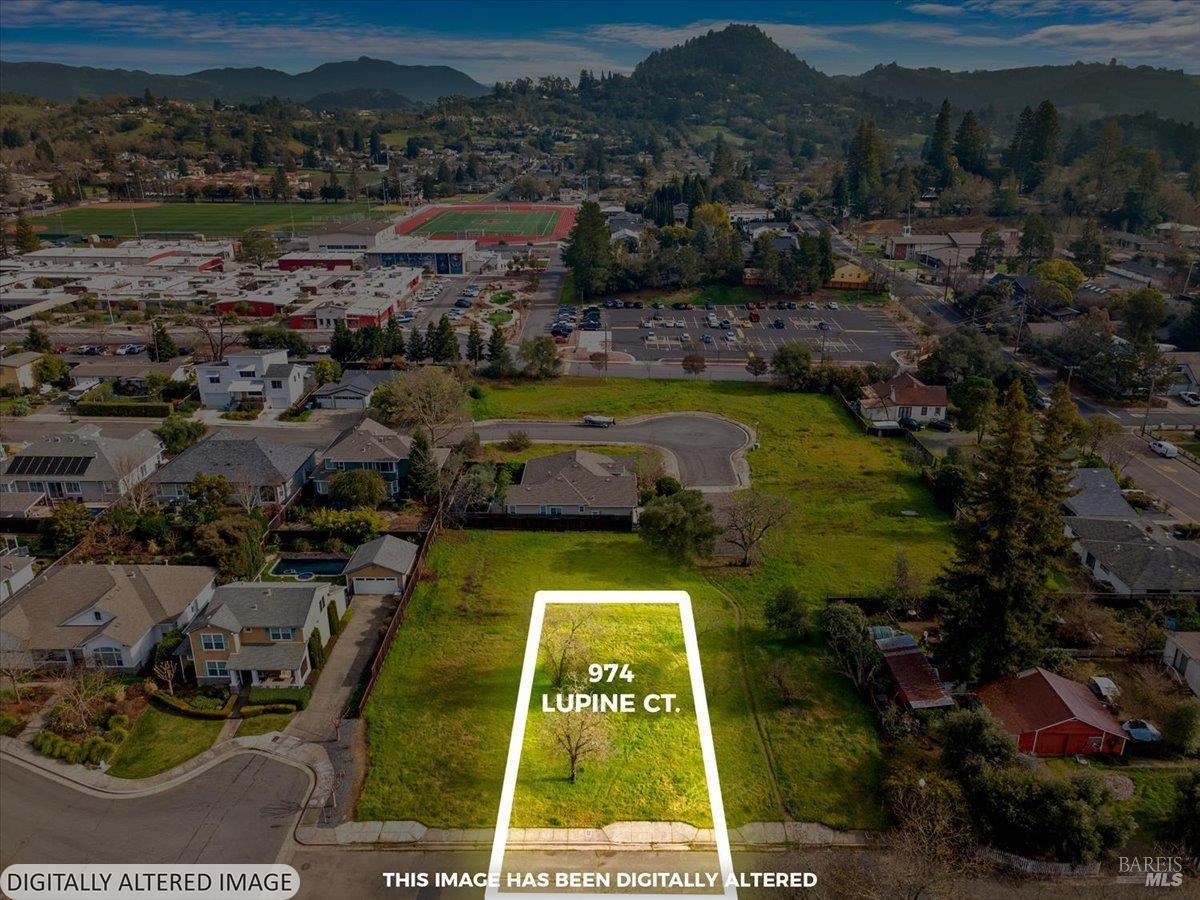 Detail Gallery Image 3 of 7 For 974 Lupine Ct, Healdsburg,  CA 95448 - – Beds | – Baths