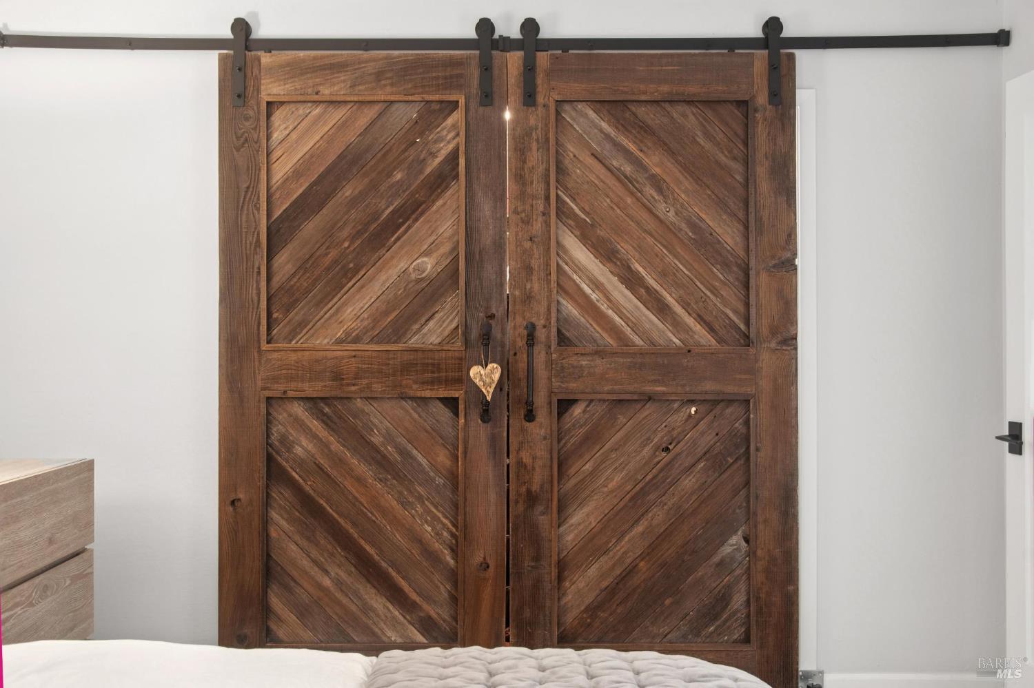 Detail Gallery Image 25 of 41 For 341 Fairway Dr, Novato,  CA 94949 - 4 Beds | 3 Baths