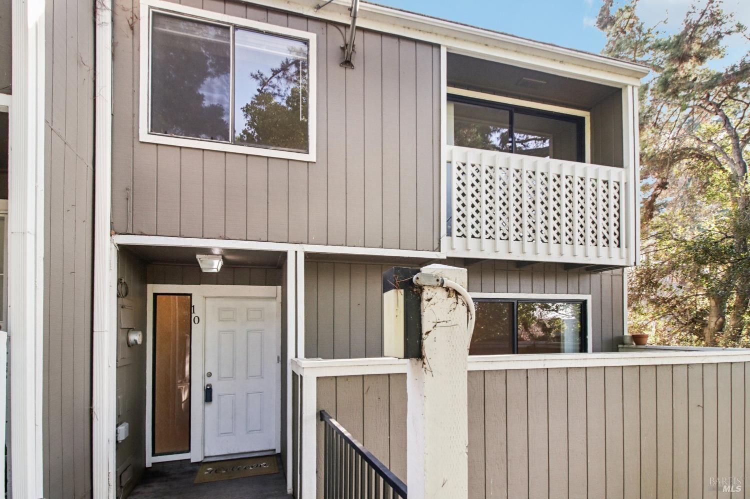 Detail Gallery Image 9 of 47 For 165 Oddstad Dr #10,  Vallejo,  CA 94589 - 2 Beds | 2/1 Baths