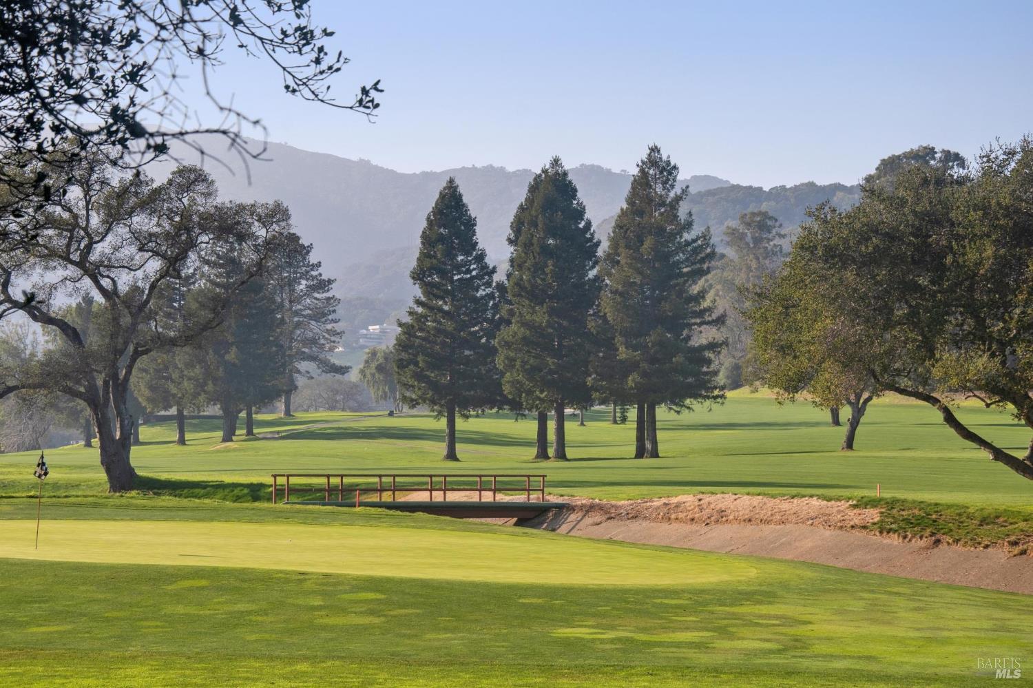 Detail Gallery Image 38 of 41 For 341 Fairway Dr, Novato,  CA 94949 - 4 Beds | 3 Baths