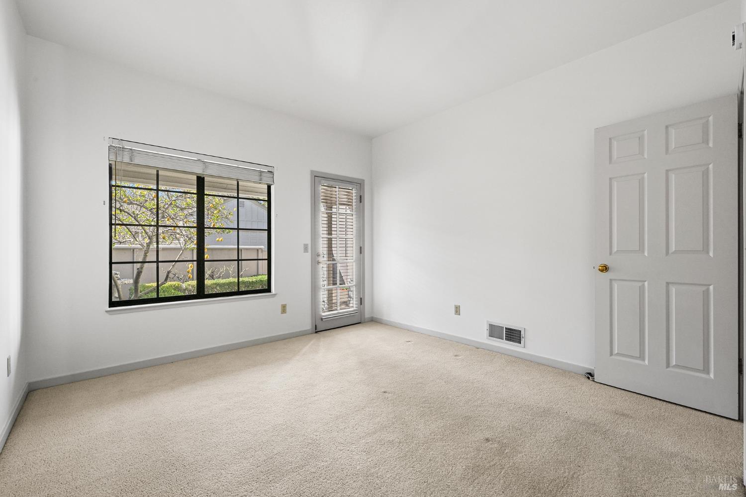 Detail Gallery Image 33 of 55 For 895 Princeton Dr, Sonoma,  CA 95476 - 2 Beds | 2 Baths