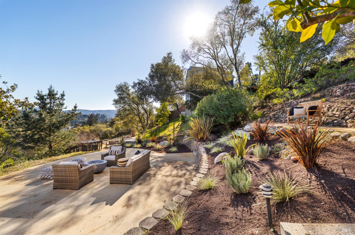 Detail Gallery Image 28 of 74 For 18 Stanton Way, Mill Valley,  CA 94941 - 3 Beds | 2/1 Baths