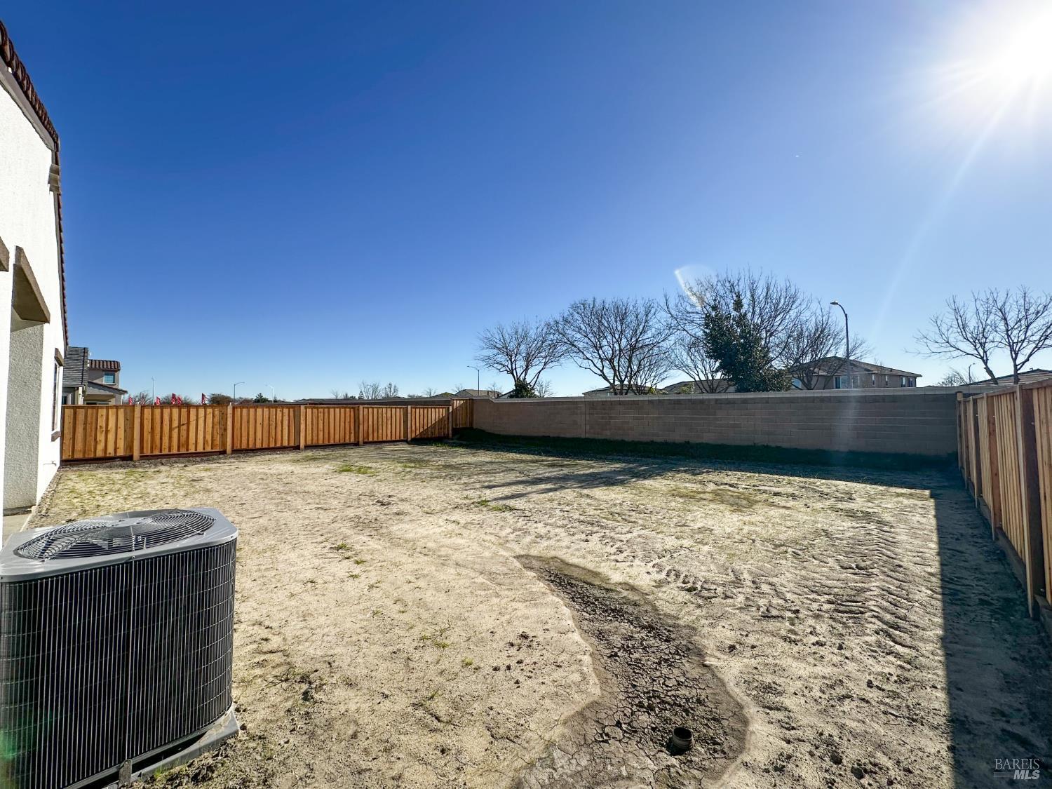 Detail Gallery Image 11 of 11 For 653 Grizzly St, Oakley,  CA 94561 - 4 Beds | 3 Baths