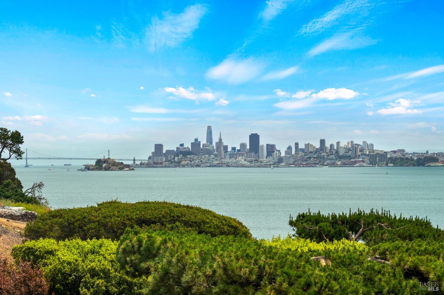 Detail Gallery Image 68 of 69 For 337 Belvedere Ave, Belvedere,  CA 94920 - 6 Beds | 7/3 Baths