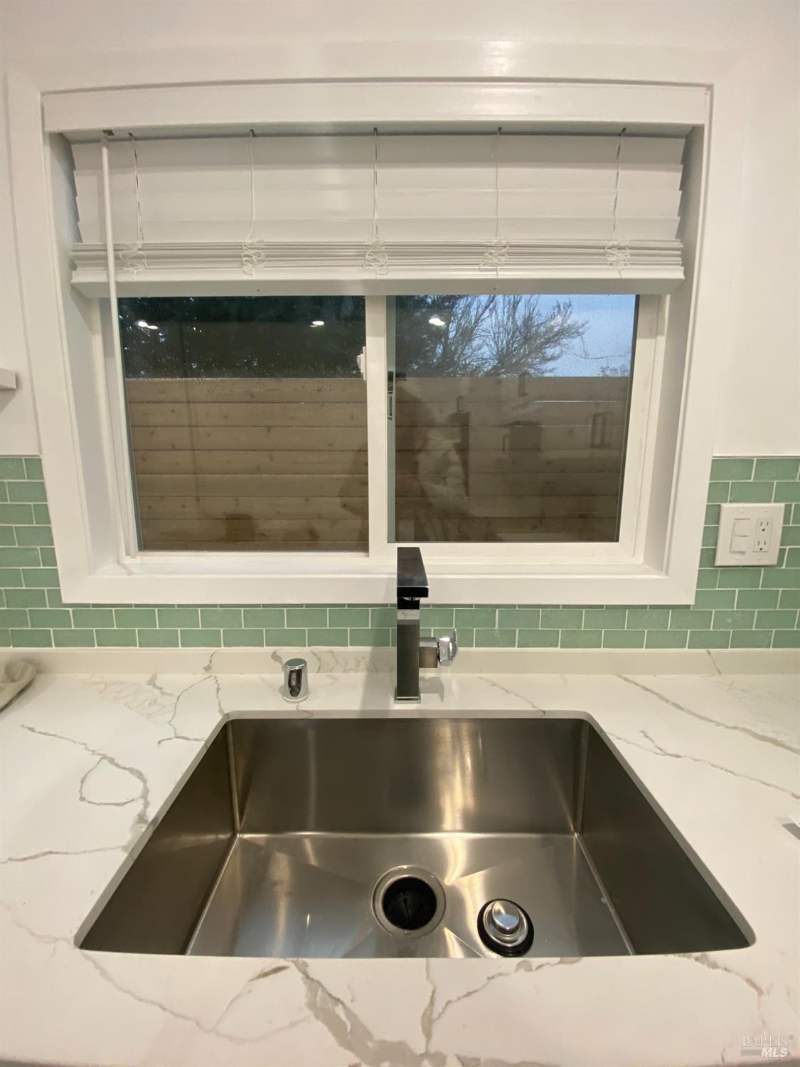 Detail Gallery Image 43 of 73 For 1906 Hoffman Blvd, Richmond,  CA 94804 - 4 Beds | 2/1 Baths