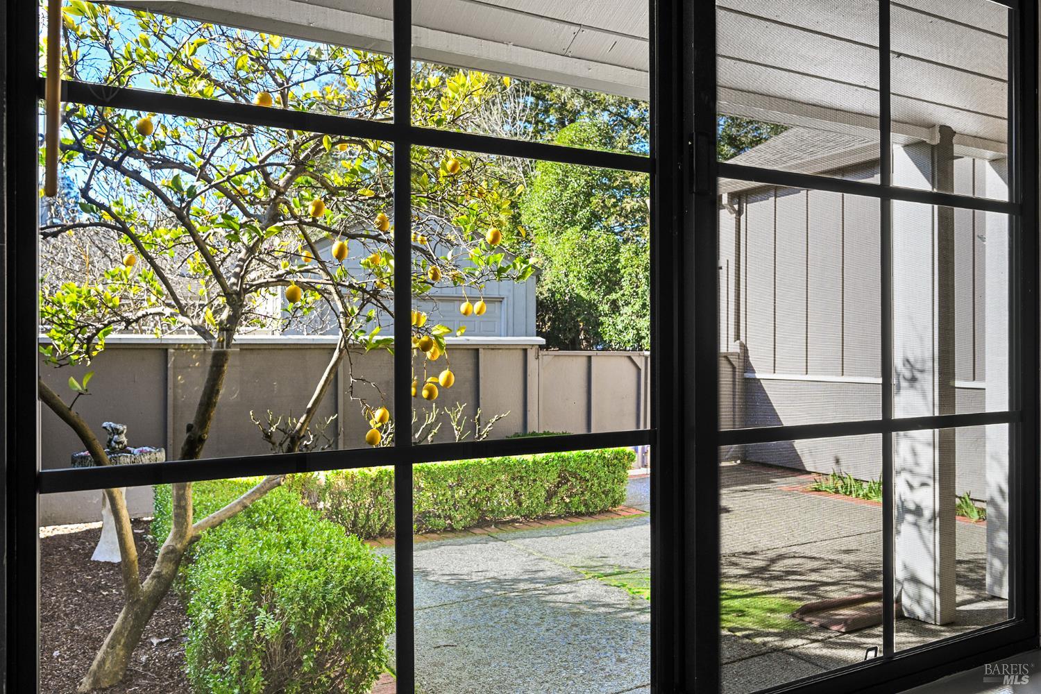 Detail Gallery Image 34 of 55 For 895 Princeton Dr, Sonoma,  CA 95476 - 2 Beds | 2 Baths