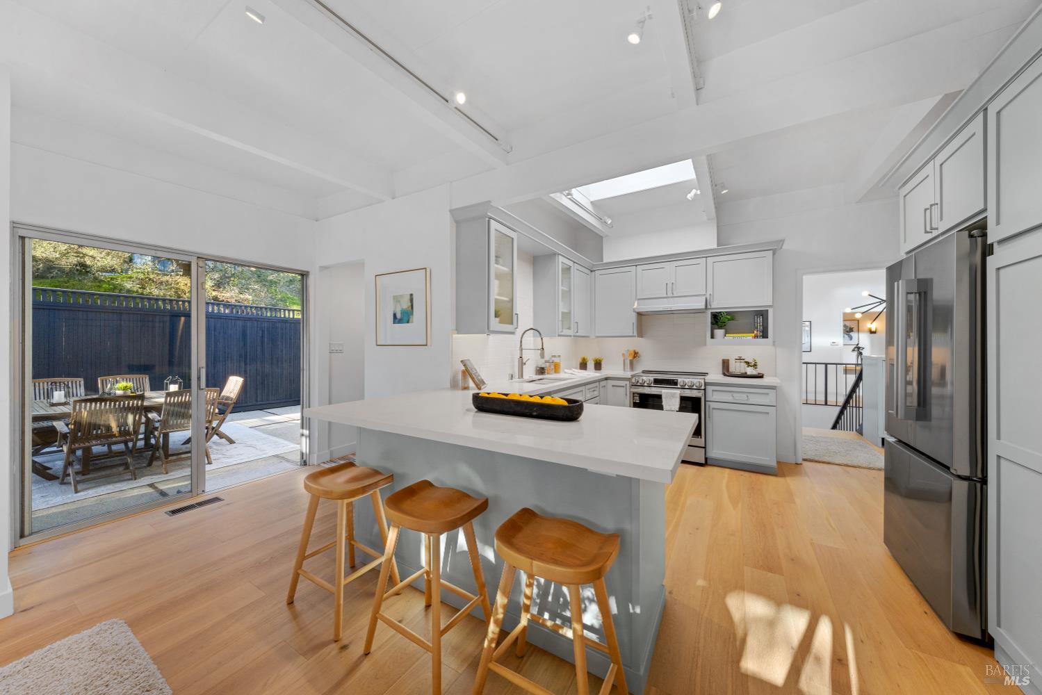 Detail Gallery Image 25 of 74 For 18 Stanton Way, Mill Valley,  CA 94941 - 3 Beds | 2/1 Baths