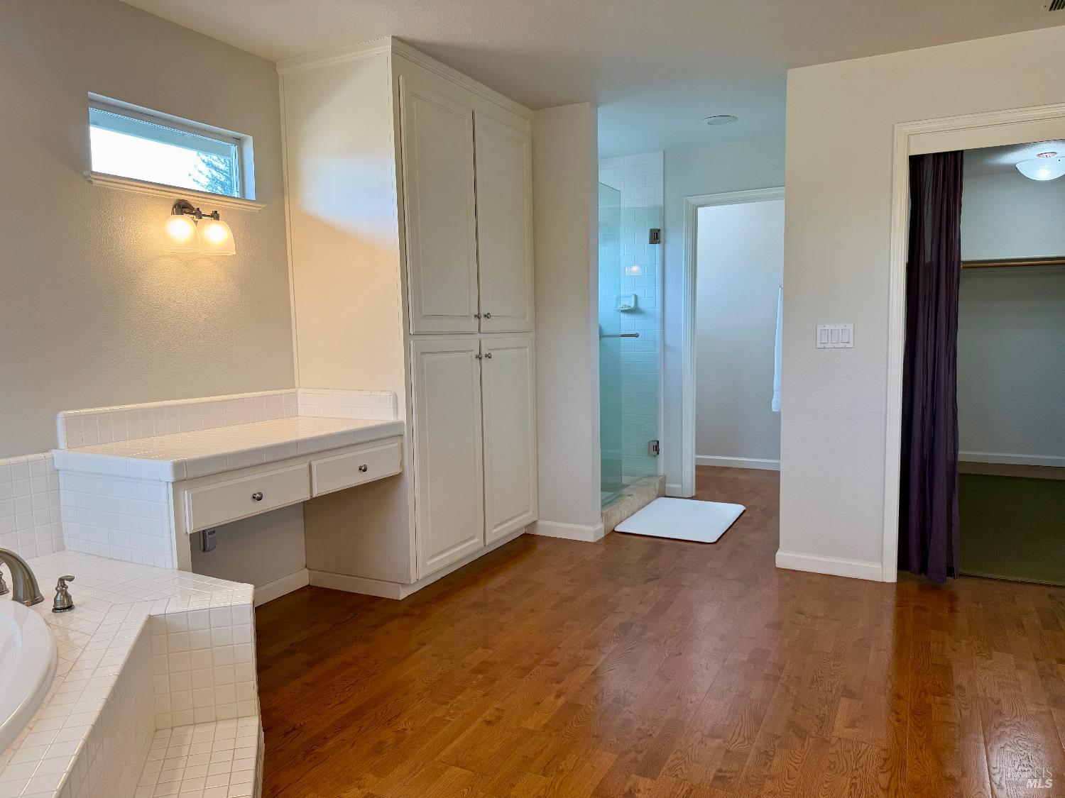 Detail Gallery Image 35 of 58 For 1876 Heritage Way, Yountville,  CA 94599 - 3 Beds | 3 Baths