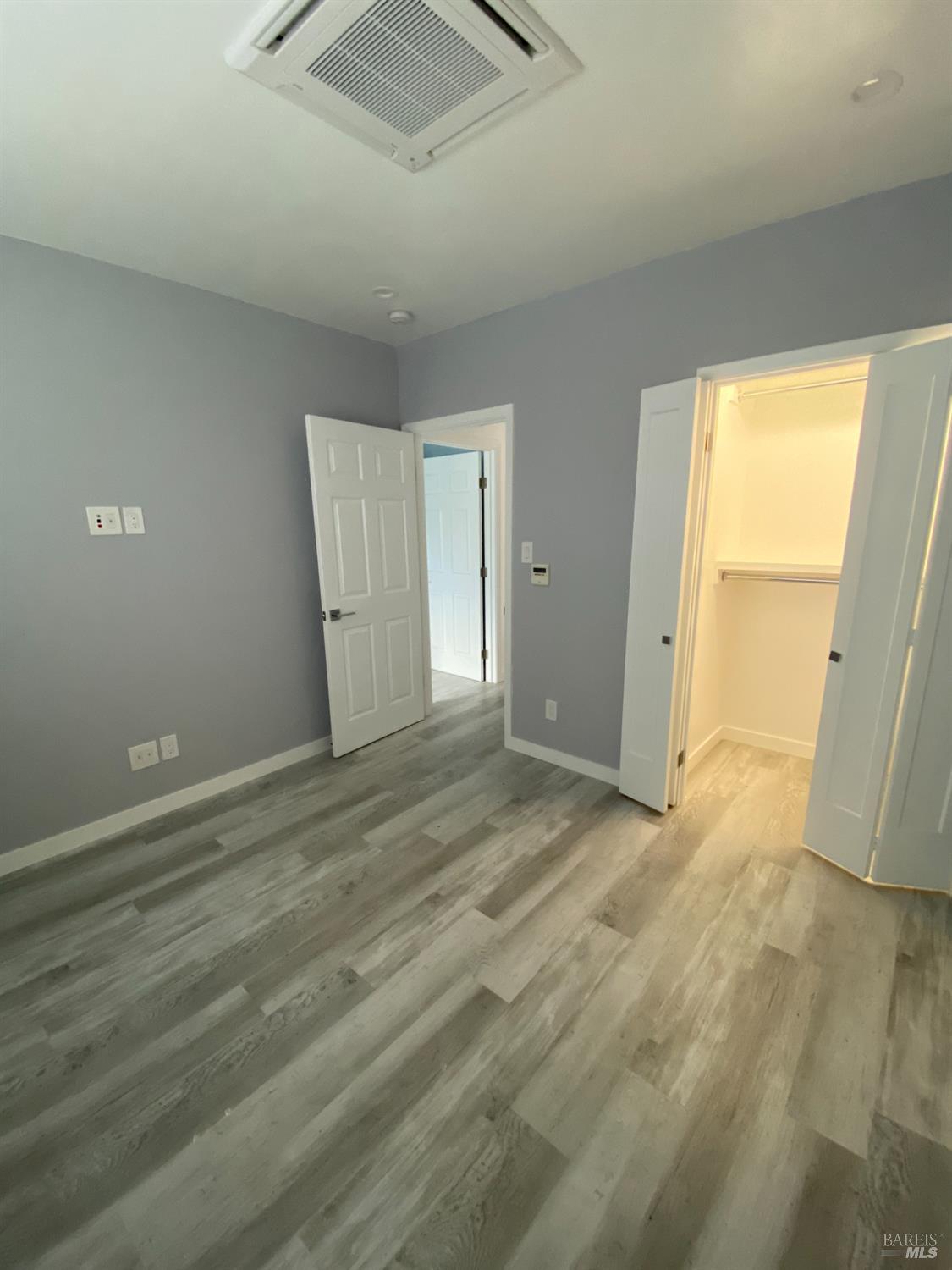 Detail Gallery Image 45 of 73 For 1906 Hoffman Blvd, Richmond,  CA 94804 - 4 Beds | 2/1 Baths