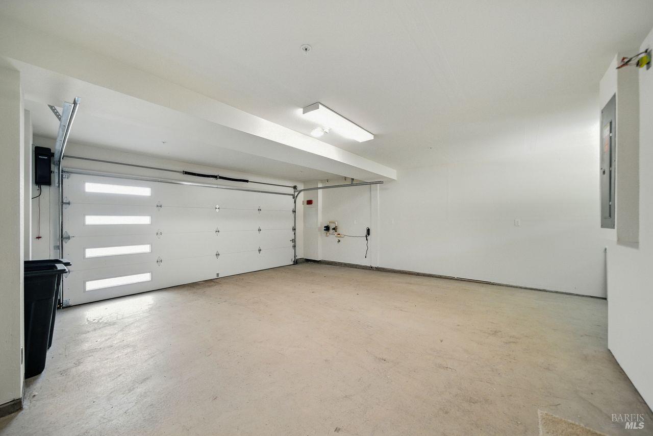 Detail Gallery Image 22 of 27 For 206 Verandah Ave, Novato,  CA 94945 - 3 Beds | 3 Baths