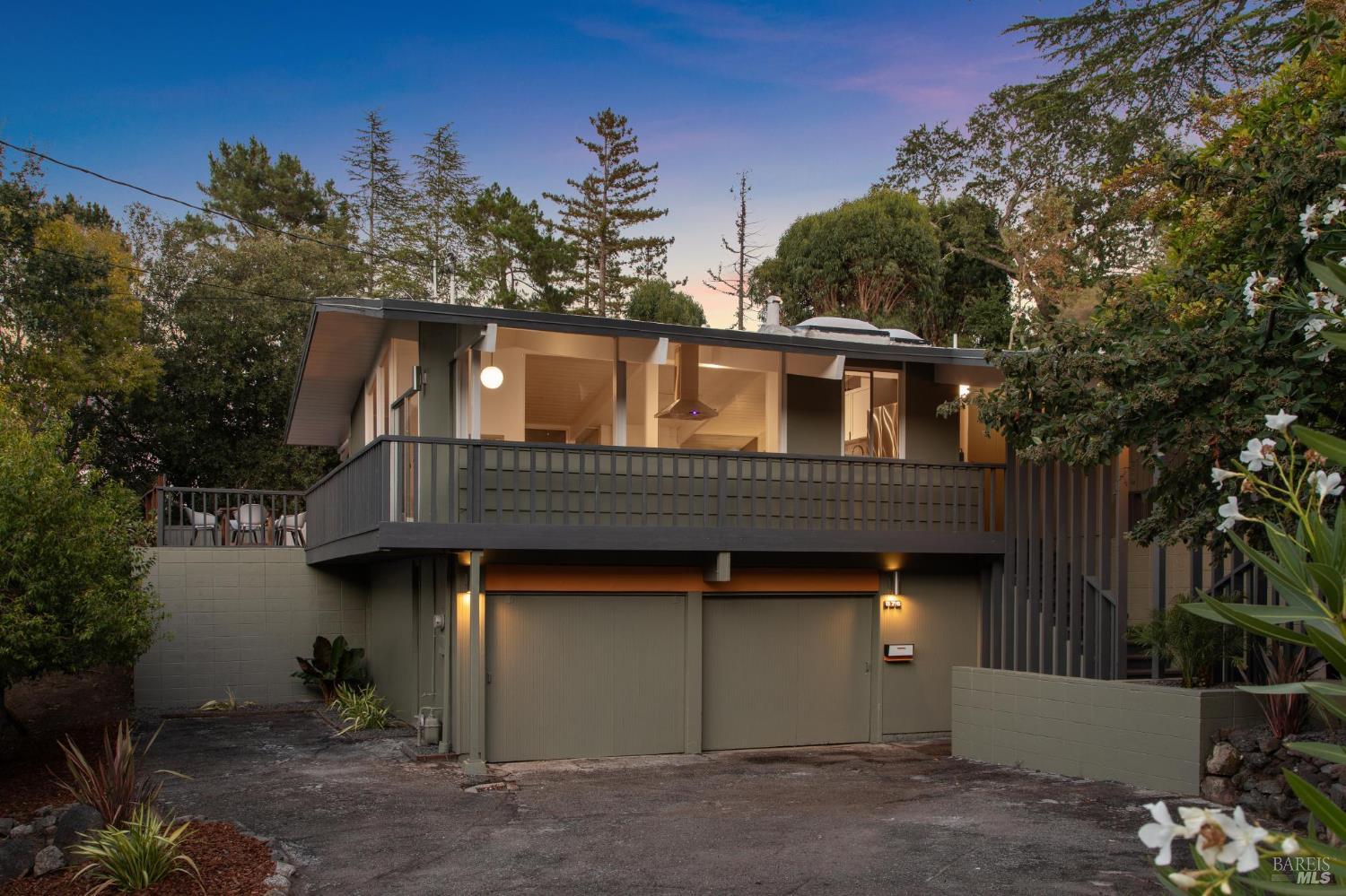 Detail Gallery Image 46 of 67 For 876 Las Ovejas Ave, San Rafael,  CA 94903 - 4 Beds | 2 Baths