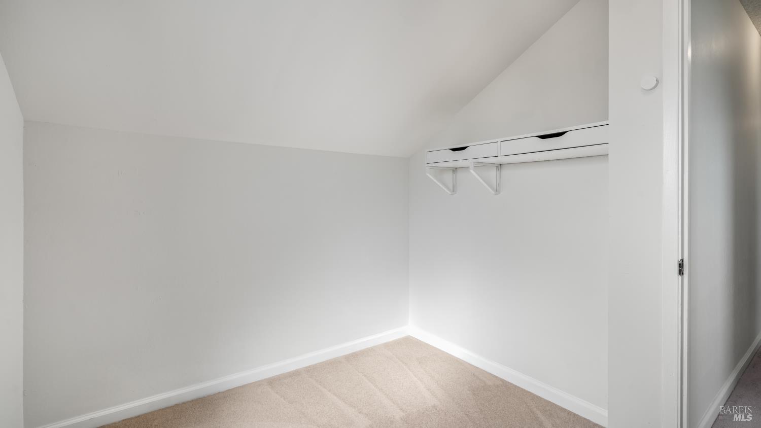 Detail Gallery Image 43 of 61 For 1636 Sarkesian Dr, Petaluma,  CA 94954 - 4 Beds | 3 Baths