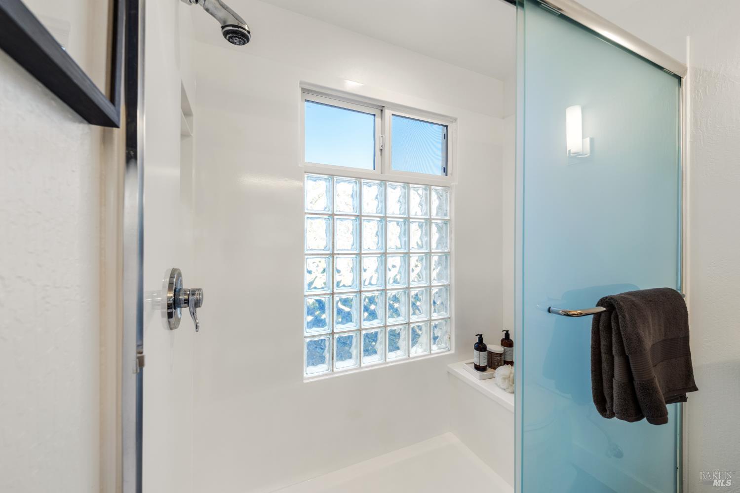 Detail Gallery Image 40 of 74 For 18 Stanton Way, Mill Valley,  CA 94941 - 3 Beds | 2/1 Baths