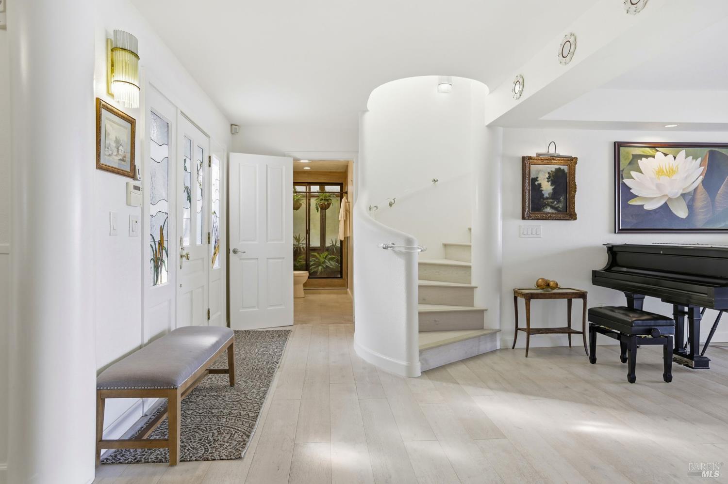 Detail Gallery Image 9 of 74 For 981 Bel Marin Keys Blvd, Novato,  CA 94949 - 3 Beds | 2 Baths