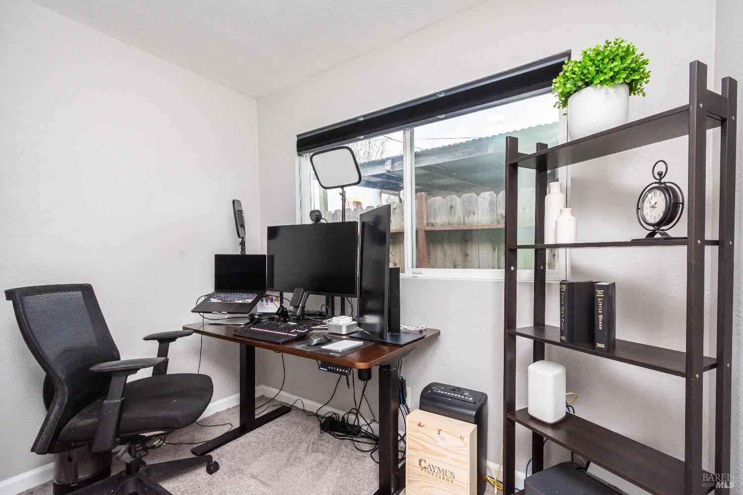 Detail Gallery Image 24 of 42 For 1596 Verna Dr, Napa,  CA 94558 - 3 Beds | 2 Baths