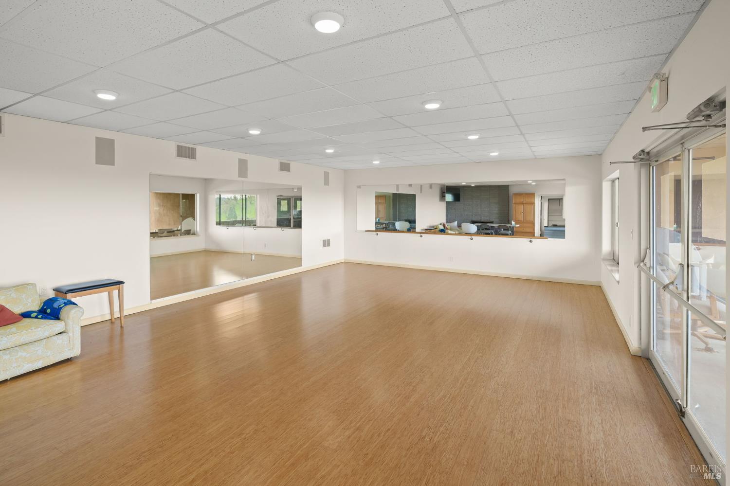 Detail Gallery Image 54 of 58 For 15 Scenic Dr, Novato,  CA 94949 - 2 Beds | 2 Baths